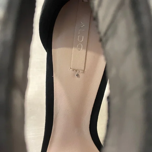 Aldo Stiletto Black High Heels Diamond Ankle Cuff Rear zip size 7.5 - Picture 3 of 5